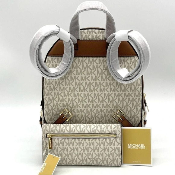 Michael Kors Jaycee Medium Zip Packet Backpack & Trifold Wallet Vanilla (NWT) - Picture 4 of 13